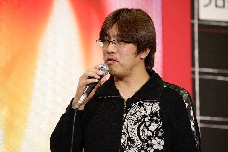 荒木哲郎監督