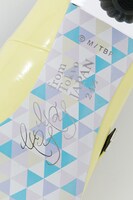 THRIVEモデルのパンプス。