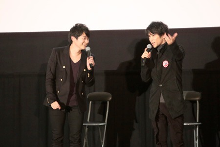 左から下野紘、津田健次郎。