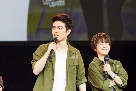 左から内匠靖明、河西健吾。