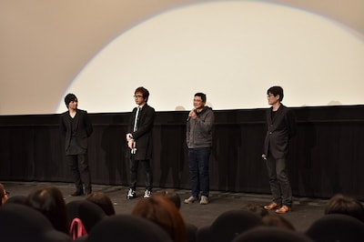 ご当地上映会の様子。左から中村悠一、安元洋貴、中森良治、上田耕行プロデューサー。