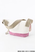 陽泉高校モデルのメッセンジャーバッグ。