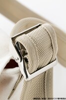 陽泉高校モデルのメッセンジャーバッグ。