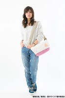 陽泉高校モデルのメッセンジャーバッグの使用例。