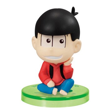 「おそ松さん」くつろぐ6つ子たちの姿を立体化、カプセル自販機に登場