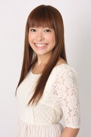 拳藤一佳役の小笠原早紀。