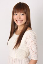 拳藤一佳役の小笠原早紀。