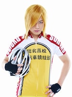 八島諒演じる青八木一。