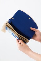 三日月宗近モデルの袱紗。