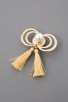 三日月宗近モデルの帯どめ。