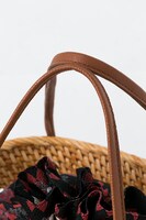 加州清光モデルのかごバッグ。