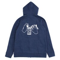 「ハイスコアガール」とMHzのアパレルライン・G1000とのコラボによる「コマンドフーディー（パーカー）」。