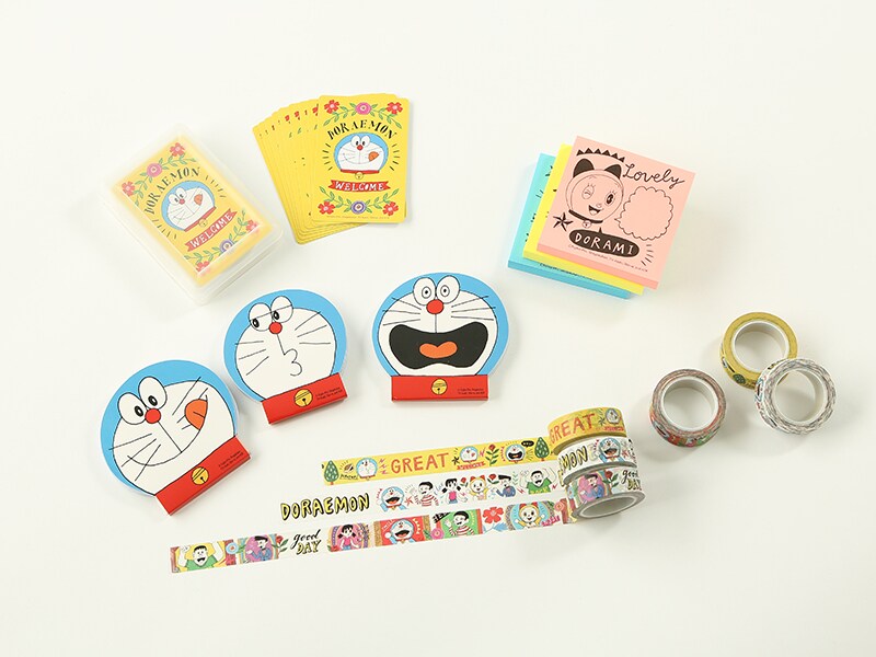 イフクカズヒコがデザインした「ドラえもん」グッズ。