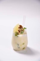 「平古場＆甲斐の『沖縄といえばゴーヤよりパイン』シェイク」