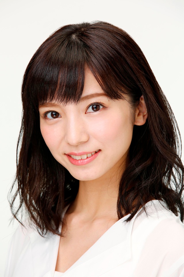 入来茉里