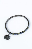 愛染健十モデルのブレスレット。