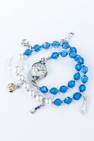 MooNsモデルのブレスウォッチ。