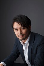 木吉鉄平役の河合龍之介。