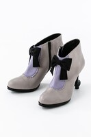 ザークシーズ＝ブレイクモデルのブーティ。