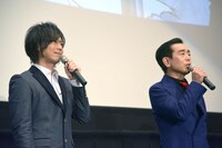 舞台挨拶の様子。