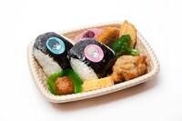 「島田心療内科で食べる、黒瀬くんのお昼ごはん」（3月22日～4月2日まで提供） ※写真・画像は制作途中のため、実際とは異なる場合があります。