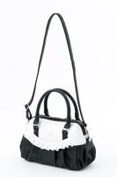 芥川龍之介モデルのバッグ。