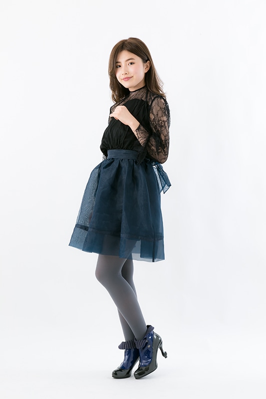 「黒執事 Book of Circus」シエル・ファントムハイヴモデルのショートブーツの着用例。