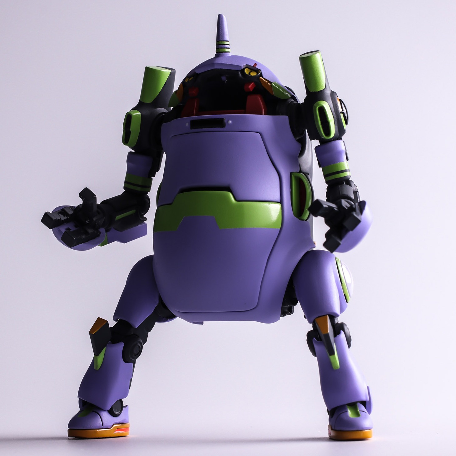 「35メカトロウィーゴ 初号機」頭部の展開ギミックを使えばエヴァ初号機の暴走も再現可能。