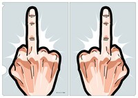 「ポプテピピックなりきりクリアファイル」。商品は1枚ずつ販売されるため、両手に装着する場合は2枚購入する必要がある。