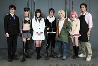 左から和田琢磨、安藤彩華、長谷川かすみ、鈴木拡樹、植田圭輔、糸原美波、友常勇気。