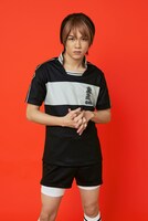 小西成弥演じる花館充男。