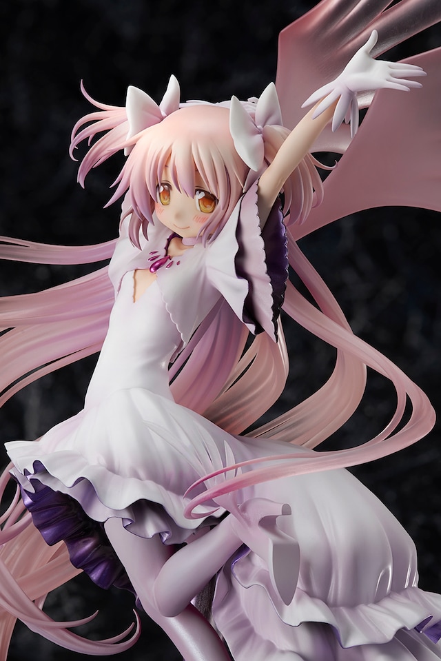 「1/8スケールフィギュアアルティメットまどか～叛逆の物語～」（c)Magica Quartet / Aniplex・Madoka Movie Project Rebellion