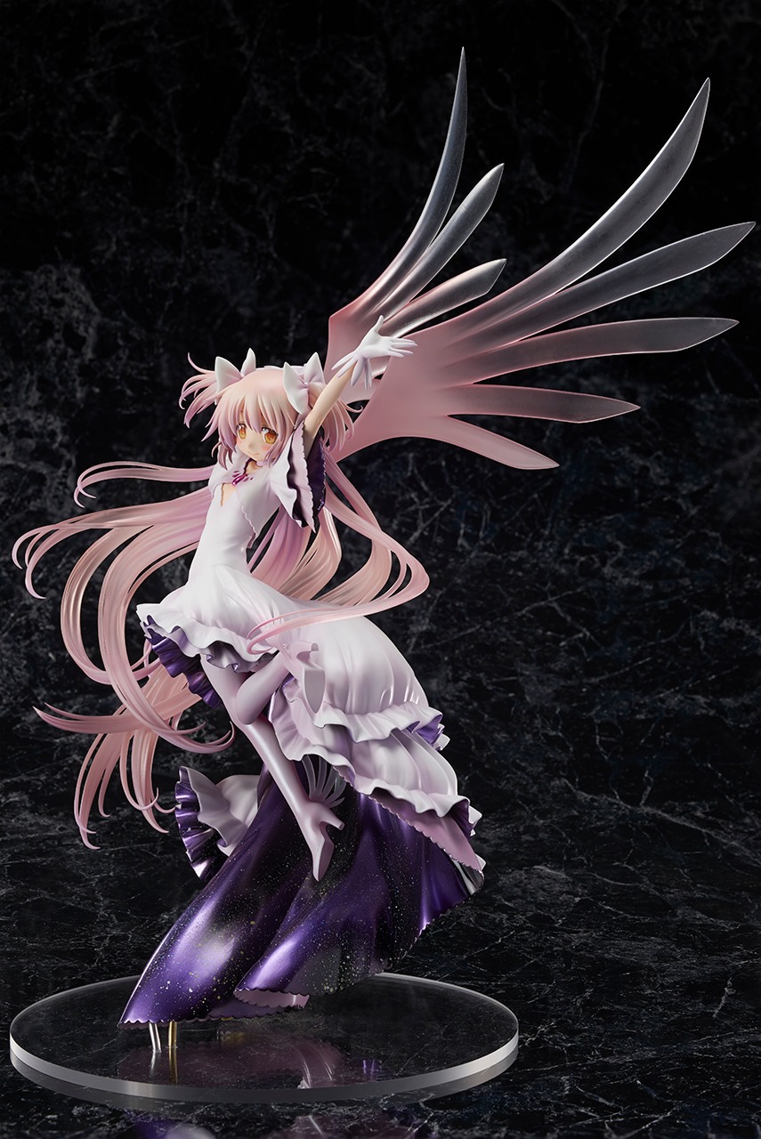 「1/8スケールフィギュアアルティメットまどか～叛逆の物語～」（c)Magica Quartet / Aniplex・Madoka Movie Project Rebellion