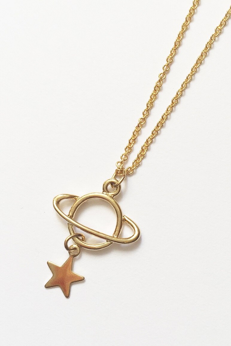 「惑星のネックレス」