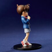 江戸川コナンのフィギュア。