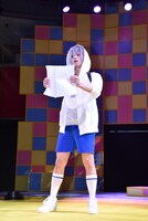 作文を朗読する荒牧慶彦演じる高橋奏。