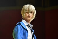 小野健斗演じる多賀敦史。