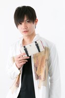 「遊☆戯☆王デュエルモンスターズ」コラボ財布 海馬瀬人モデル