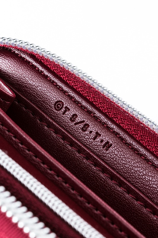 「遊☆戯☆王デュエルモンスターズ」コラボ財布 海馬瀬人モデル