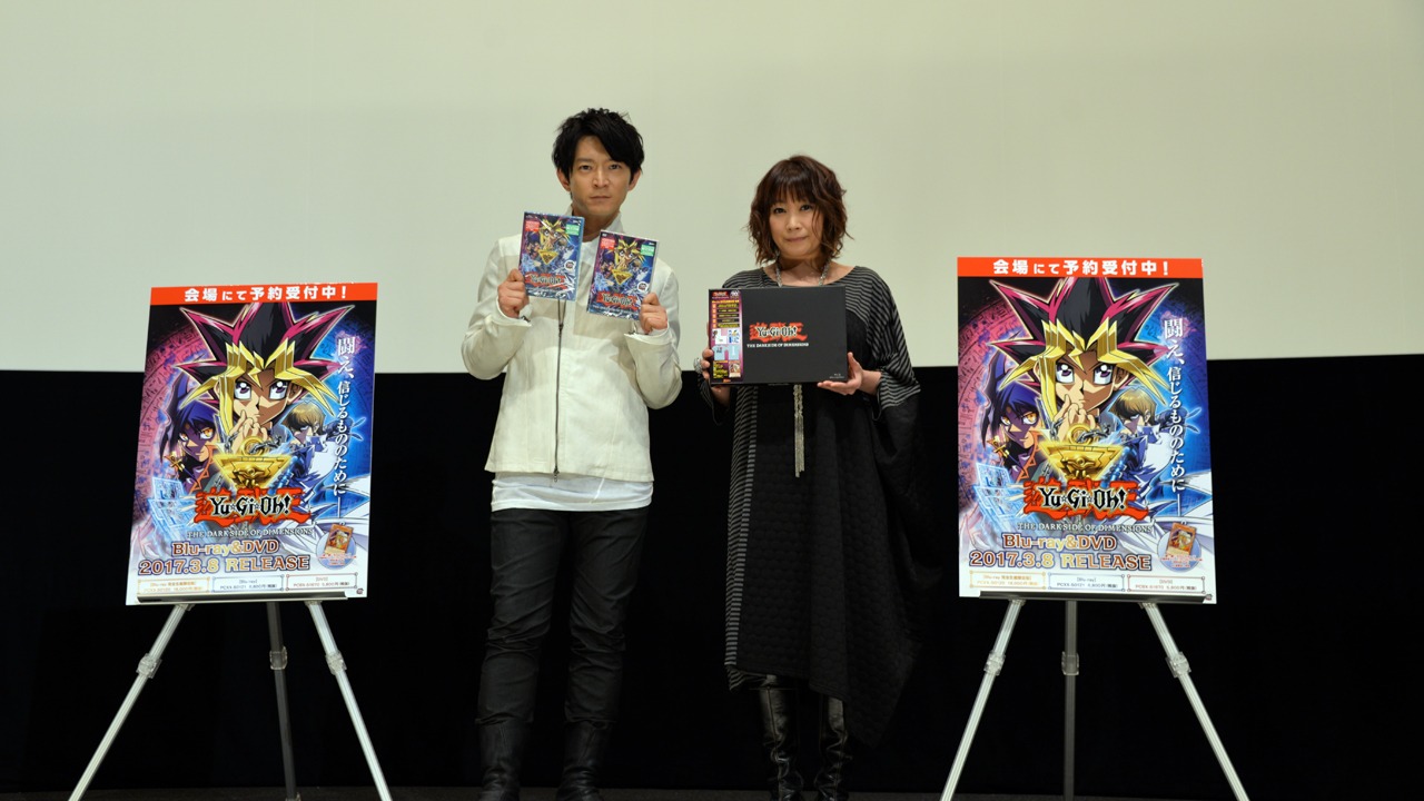 左から津田健次郎、竹内順子。