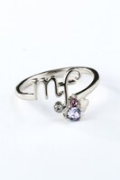 コラボリングの逢坂壮五モデル。