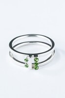 コラボリングの千モデル。