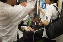 座二郎（撮影：高橋健太郎）