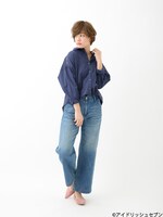 「Re:vale レインボーステッチワークシャツ」着用画像