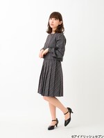 「TRIGGER リボン付きドッキングワンピース」着用画像