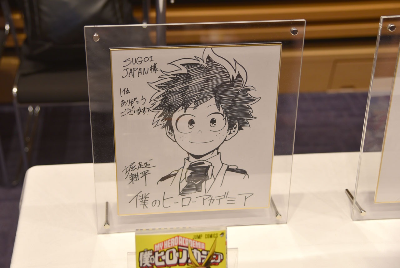 会場に展示された「僕のヒーローアカデミア」の色紙。