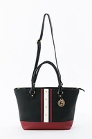 天上ウテナモデルのバッグ。