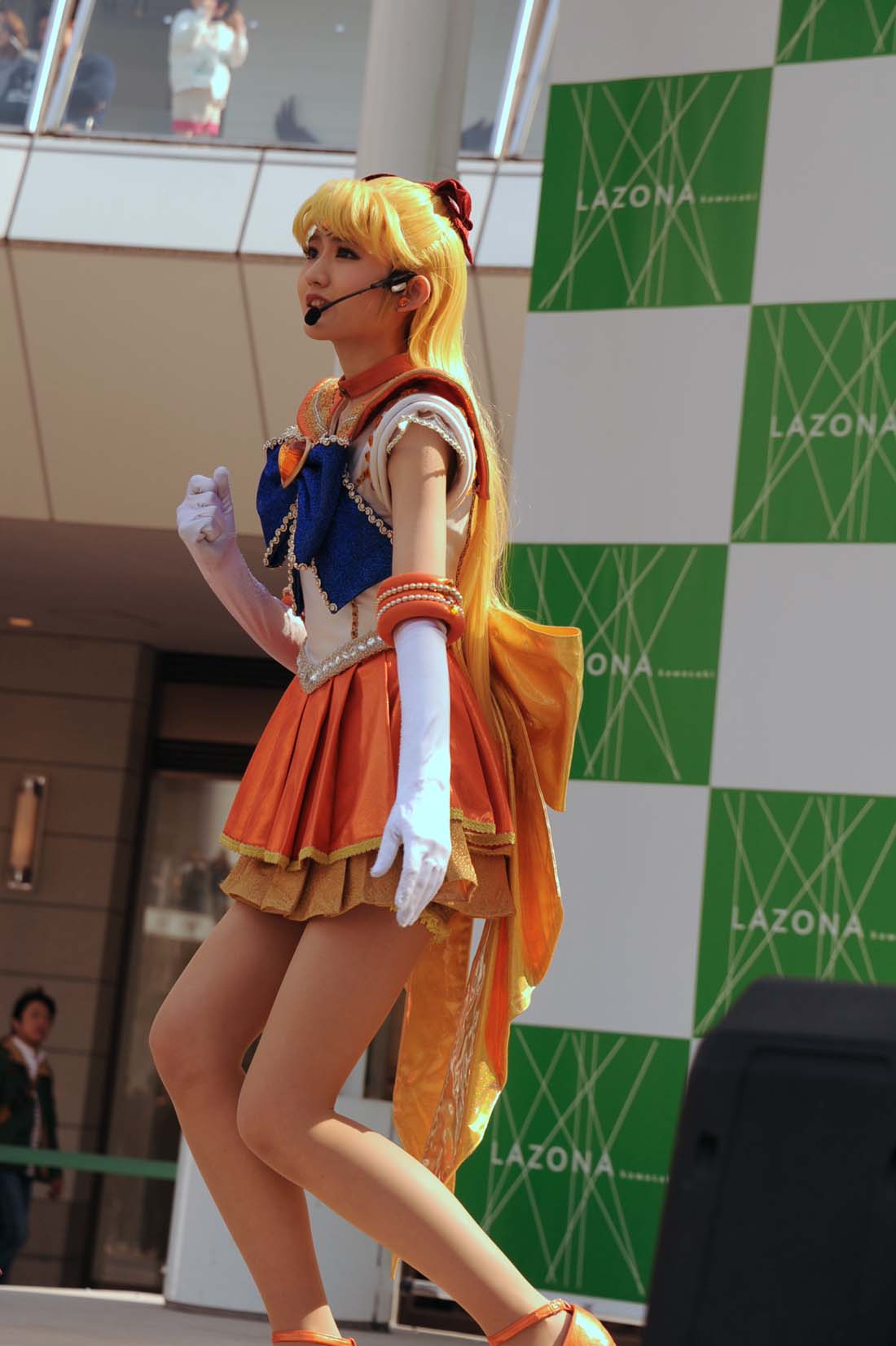 セーラーヴィーナス役の長谷川里桃。