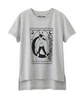 「セーラームーンシルエットイラストプリントTシャツ」