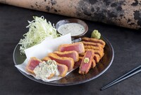 京都勝牛 秋葉原で提供される「棗屋の和定食 牛カツと鮪カツの相盛り膳」